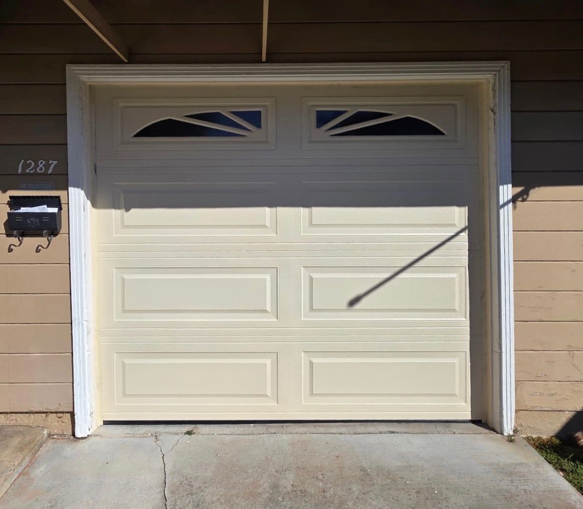 Gallery photos for Garage Door Makeover in Santa Clara: Image #1